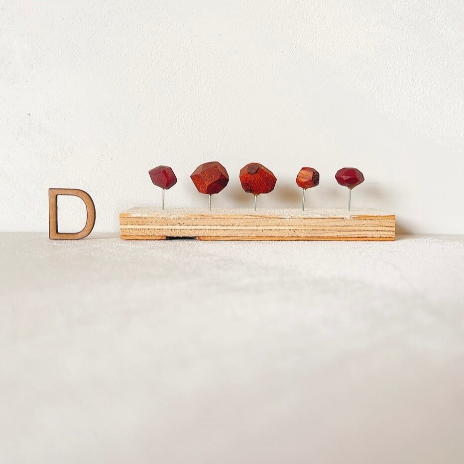 0008